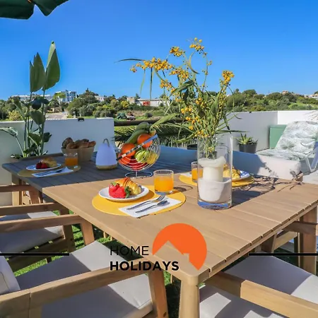 #294 T2 Com Amplo Terraço By Holidays *