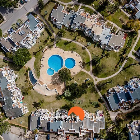 #294 T2 Com Amplo Terraço By Holidays * Albufeira