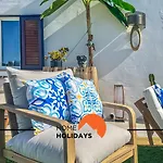 #294 2br Large Terrace