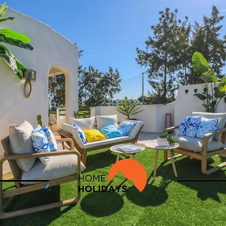 #294 T2 Com Amplo Terraco By Holidays Apartment *