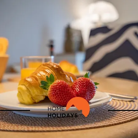 #294 T2 Com Amplo Terraco By Holidays Apartment *