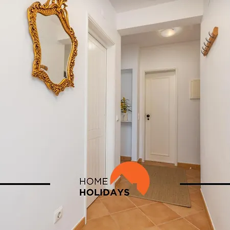 Apartment #294 T2 Com Amplo Terraco By Holidays