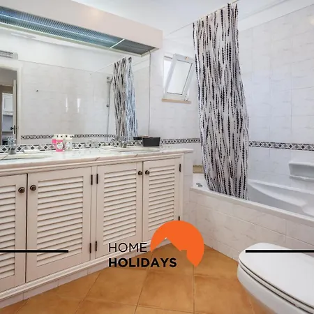 #294 T2 Com Amplo Terraco By Holidays Albufeira