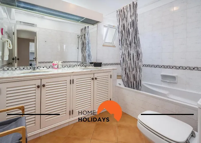 #294 2br Large Terrace Albufeira